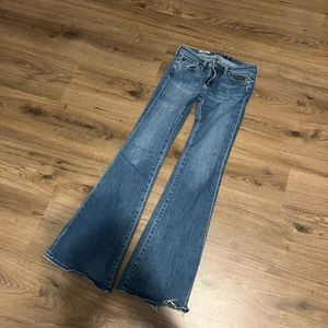 Women’s jeans